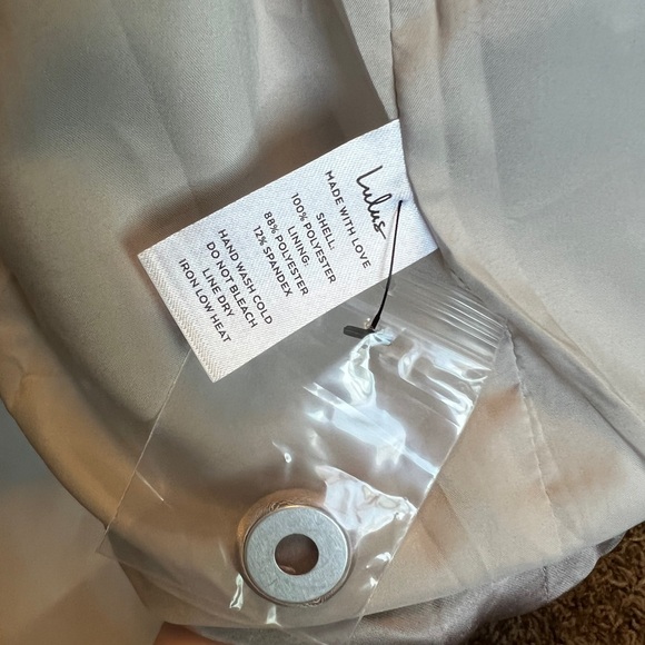 Lulu's Taupe Satin Oversized Blazer - NWT, very oversized - Picture 7 of 7